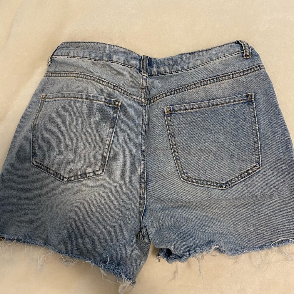 High Rise Denim Shorts - Picture 3 of 3